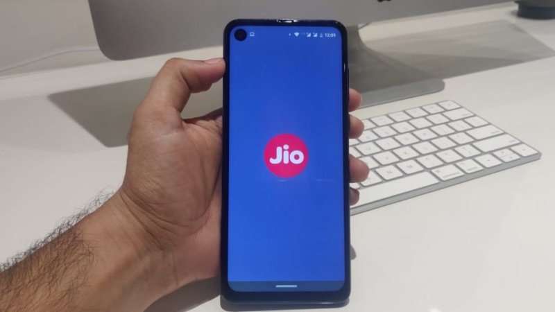 Reliance Jio Becomes Leading Telecom Operator in India by Subscriber Base