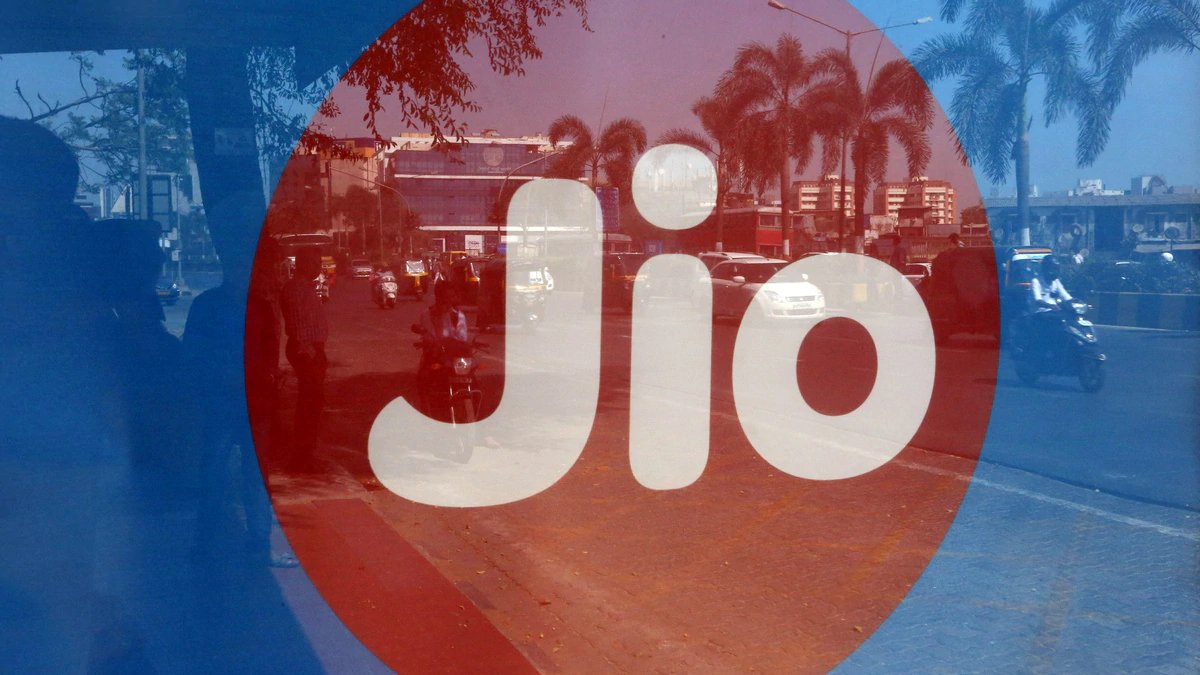 Reliance Jio Now Has 370 Million Subscribers, Adding 14.8 Million in a Quarter